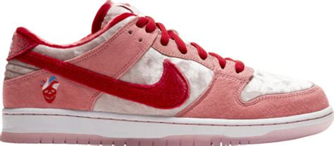 red heart Nike dunks